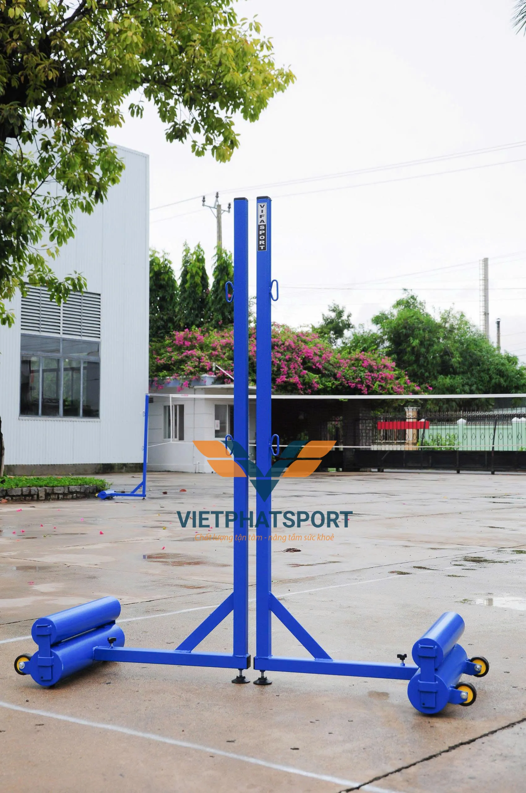 TRỤ CẦU LÔNG THI ĐẤU 502527