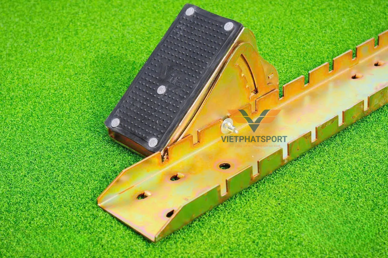 BÀN ĐẠP XUẤT PHÁT THI ĐẤU 901944
