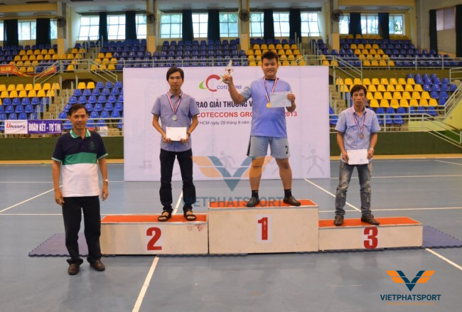 BỤC PHÁT THƯỞNG 902385