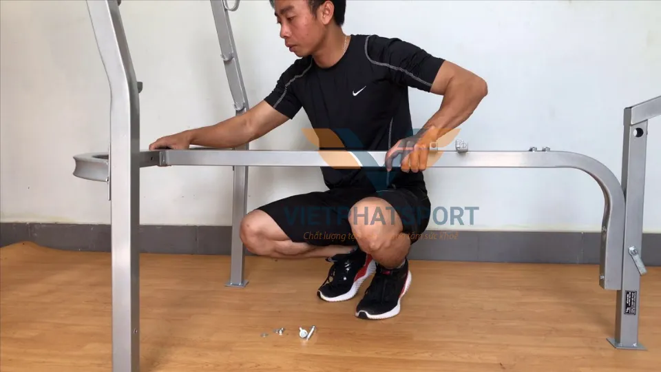 GHẾ TẠ HỘP VUÔNG 40MM 601401