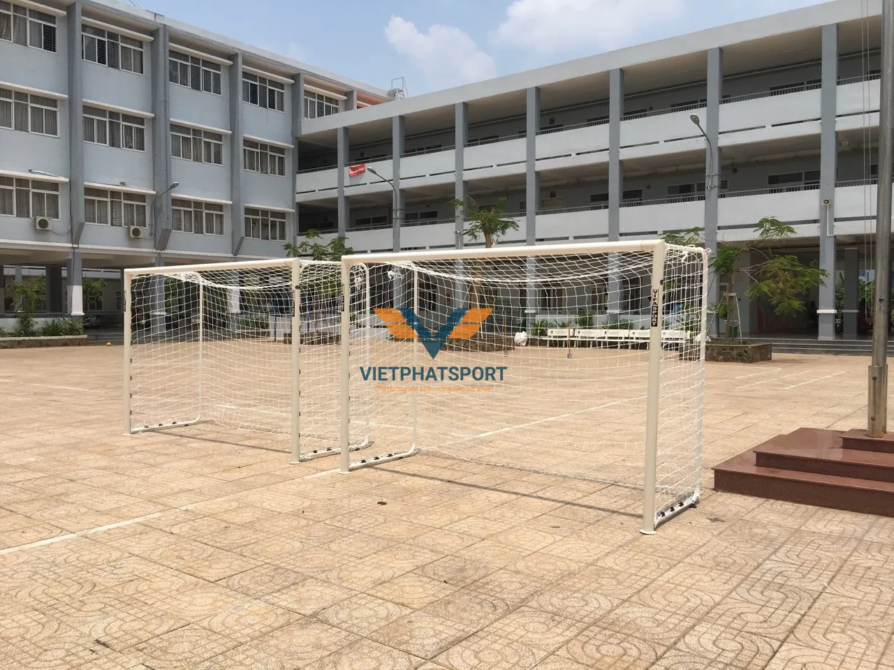 LƯỚI KHUNG THÀNH BÓNG ĐÁ SÂN 5 NGƯỜI 233110