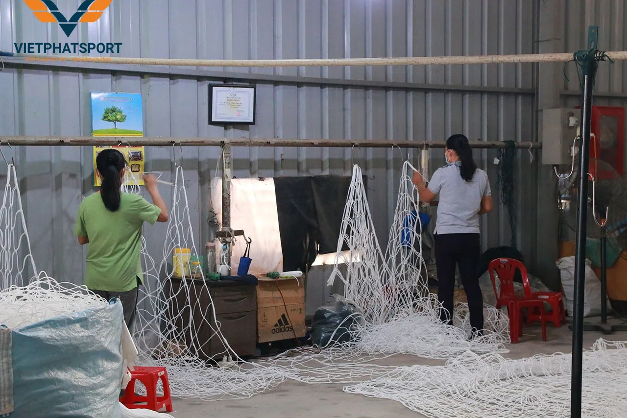 LƯỚI KHUNG THÀNH BÓNG ĐÁ SÂN 7 NGƯỜI 163145