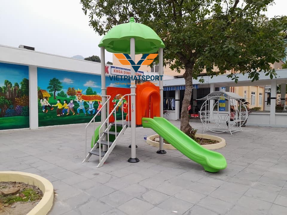 NHÀ CHÒI CẦU TUỘT NHỰA LLDPE SÀN 900 NIK113040B