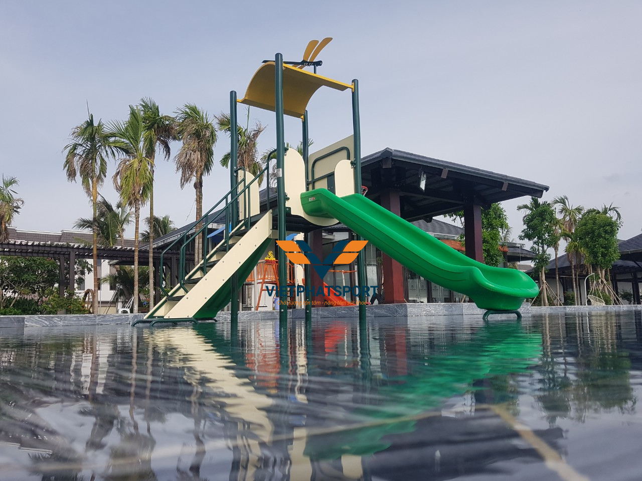 NHÀ CHÒI THANG LEO, 2 CẦU TRƯỢT, BÓNG RỔ NIK731146-4