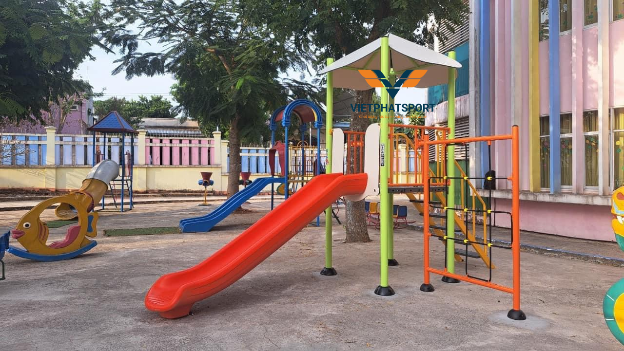 NHÀ CHÒI THANG LEO, CẦU TRƯỢT, KHUNG LEO NIK731146-2