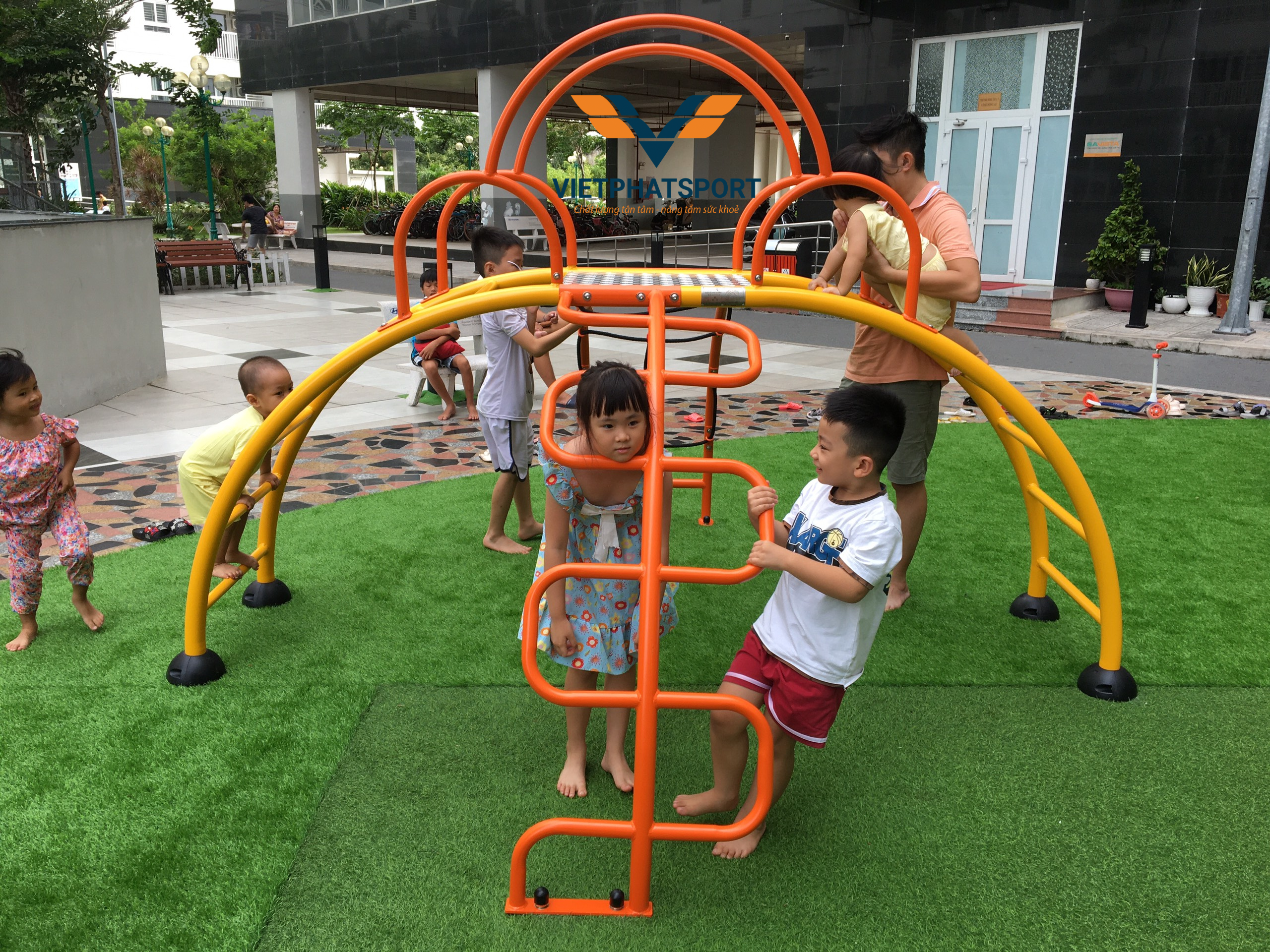 THANG CẦU VỒNG 4 HƯỚNG NIK734448-4