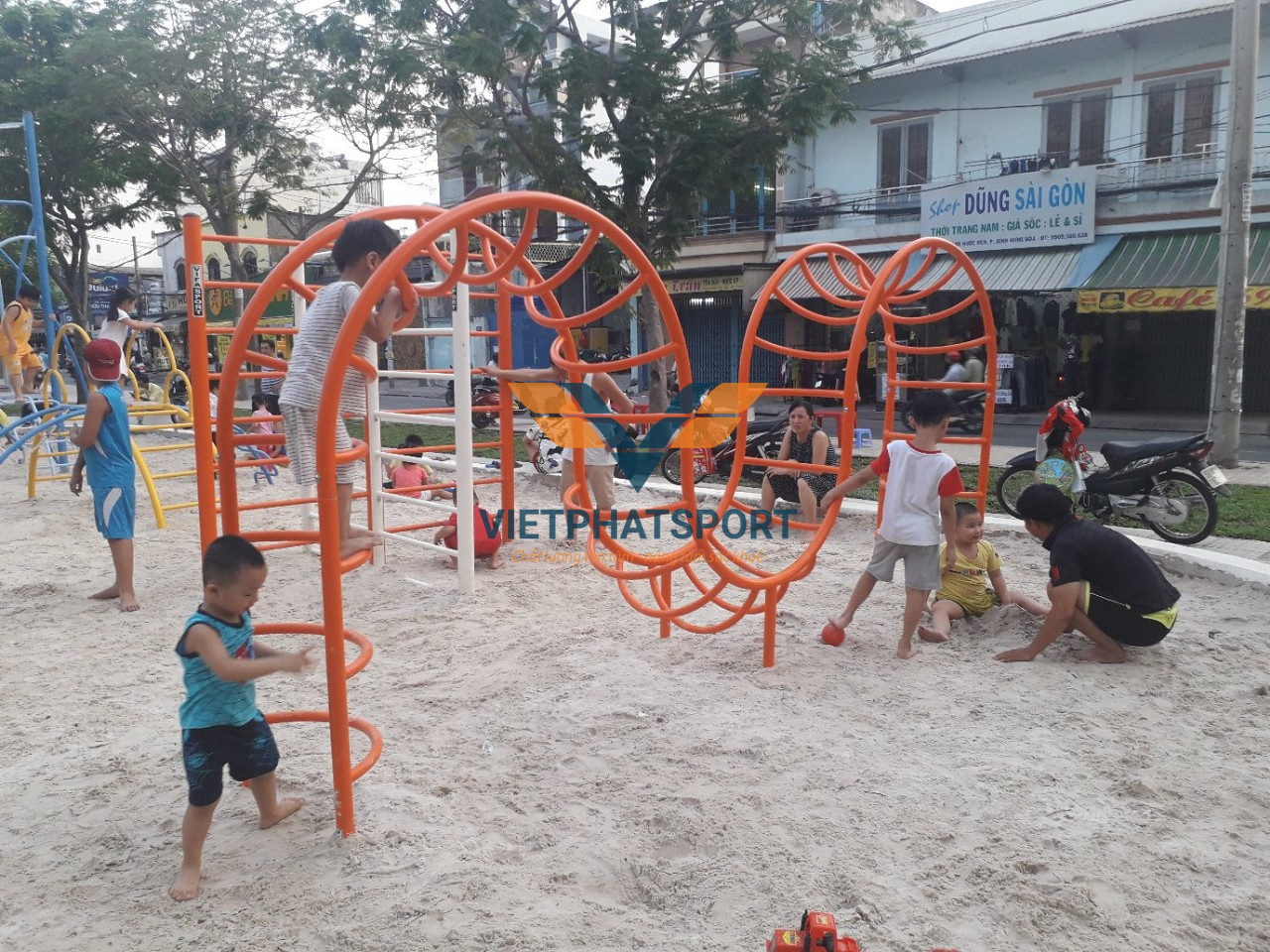 THANG LEO UỐN LƯỢN NIK731328