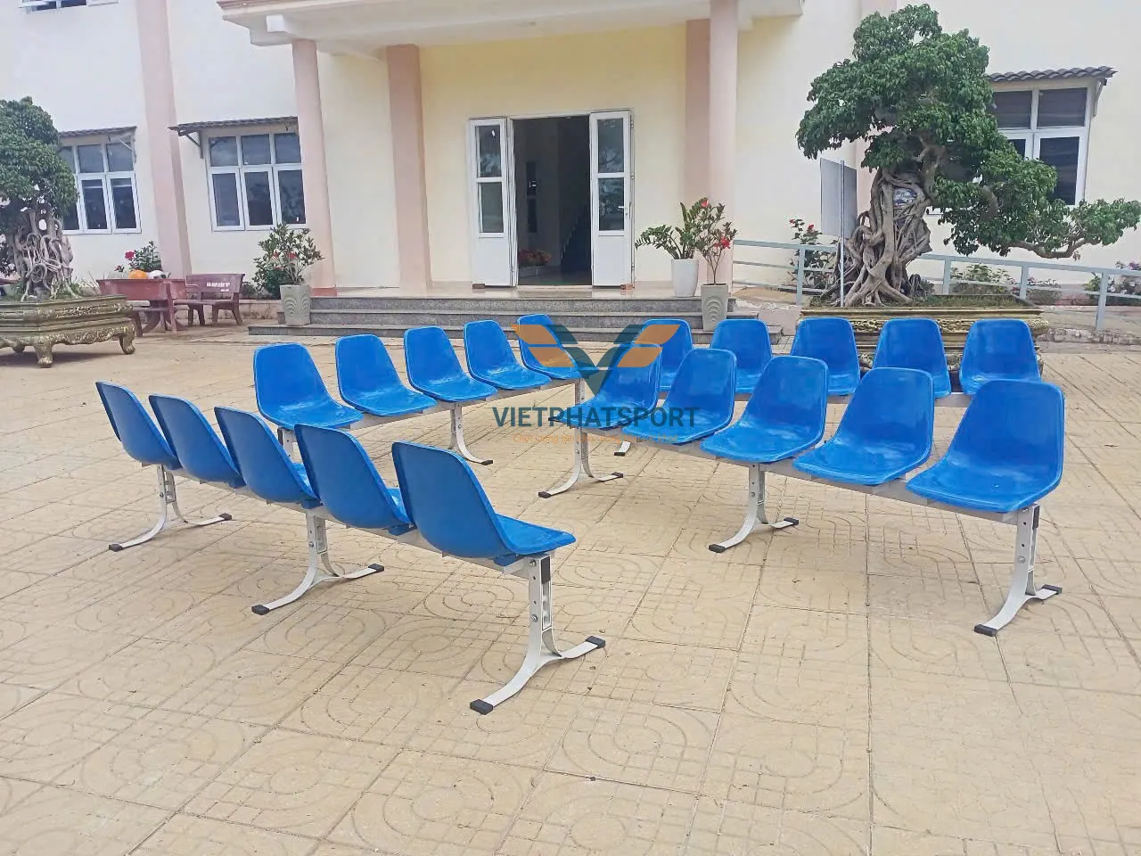 BĂNG GHẾ 4 CHỖ NGỒI