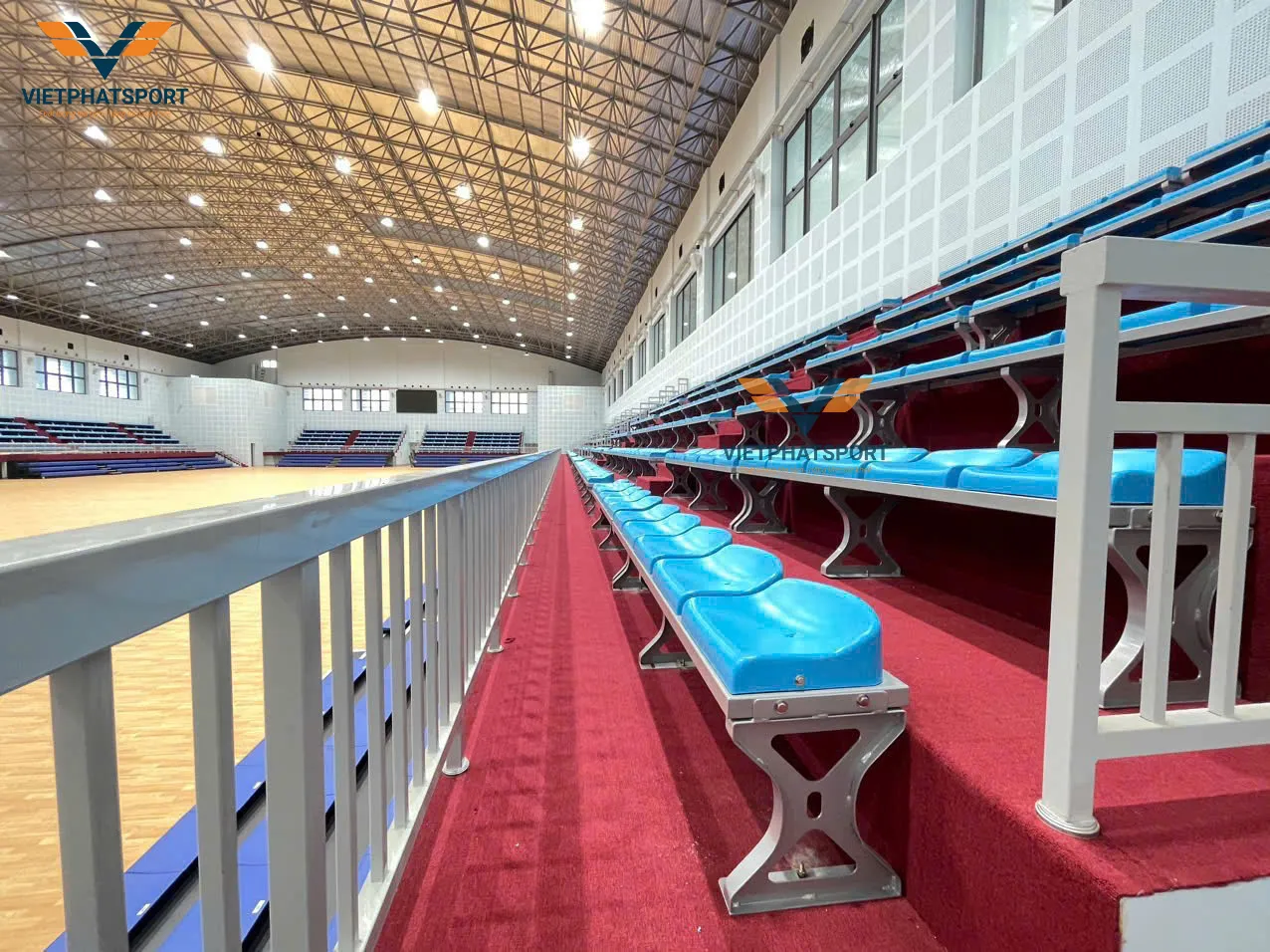 BĂNG GHẾ KHÁN ĐÀI 5 CHỖ