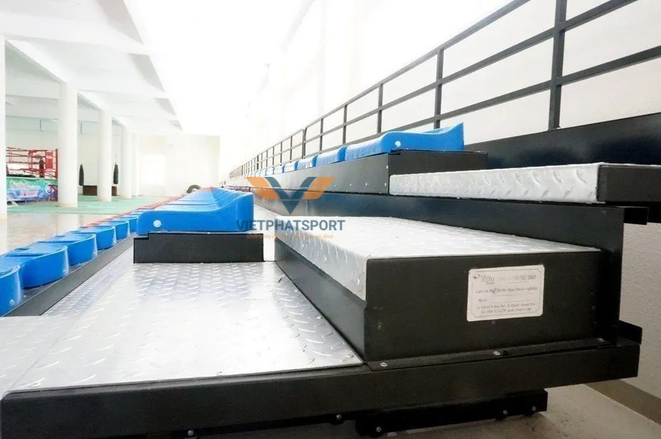 KHÁN ĐÀI XẾP 6M - 4 BẬC - 40 GHẾ