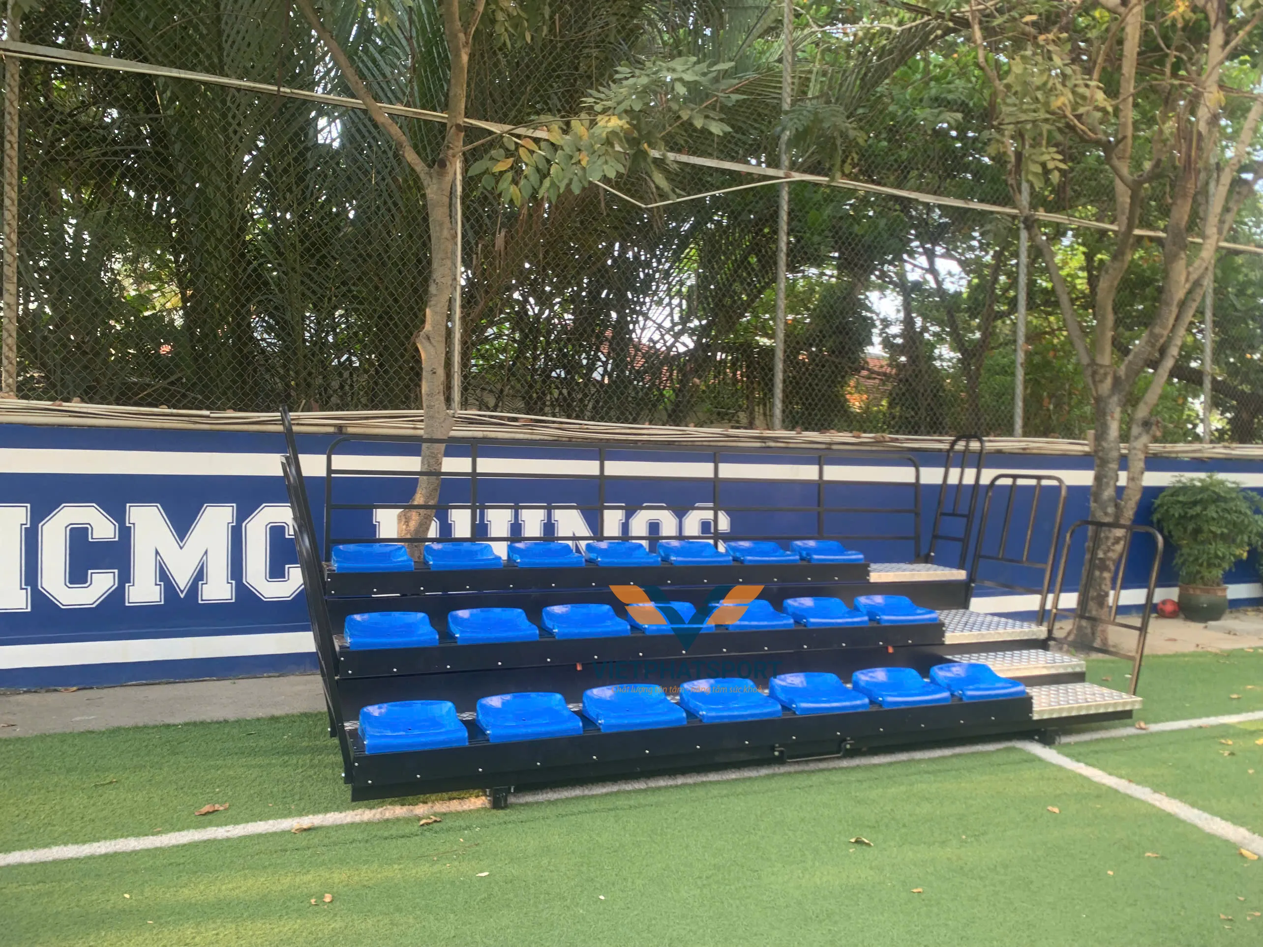 KHÁN ĐÀI XẾP THIẾT KẾ THEO KÍCH THƯỚC YÊU CẦU