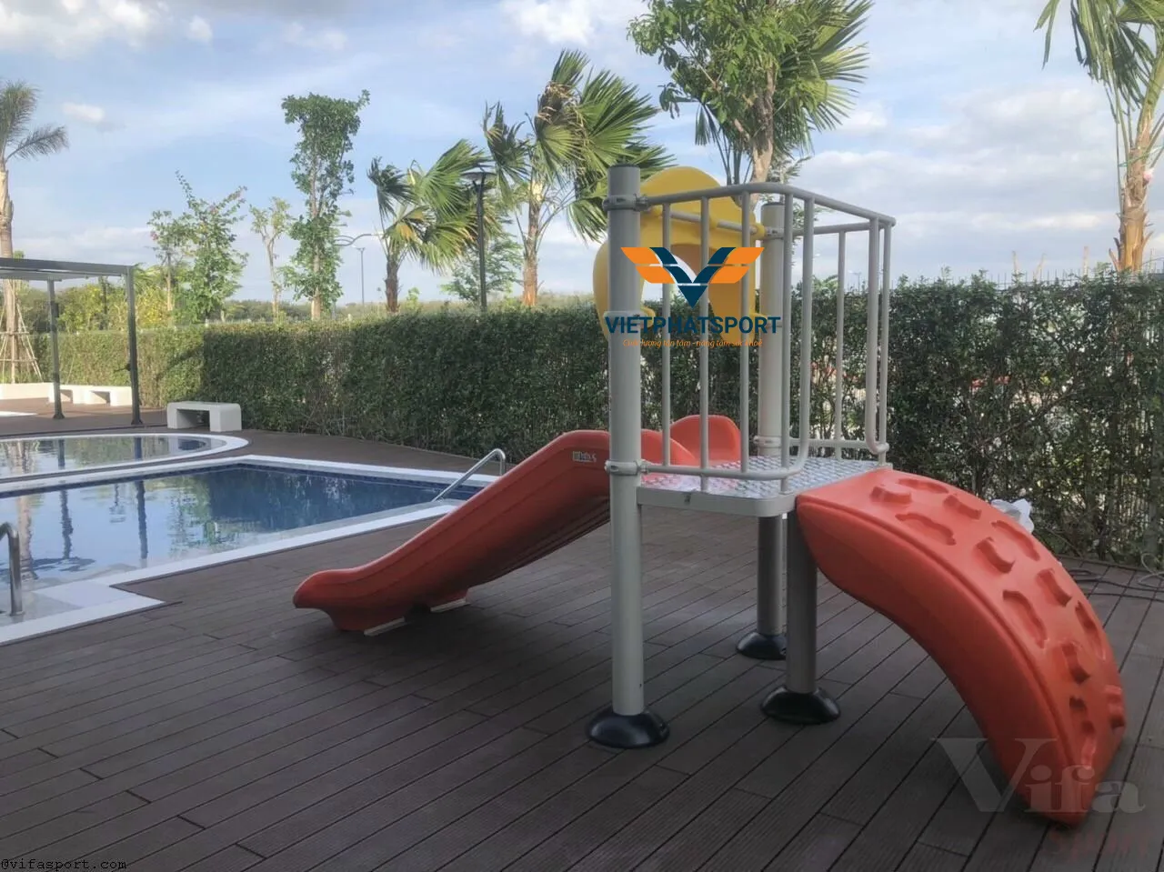 CẦU TUỘT ĐÔI, THANG NHỰA NIK5231A