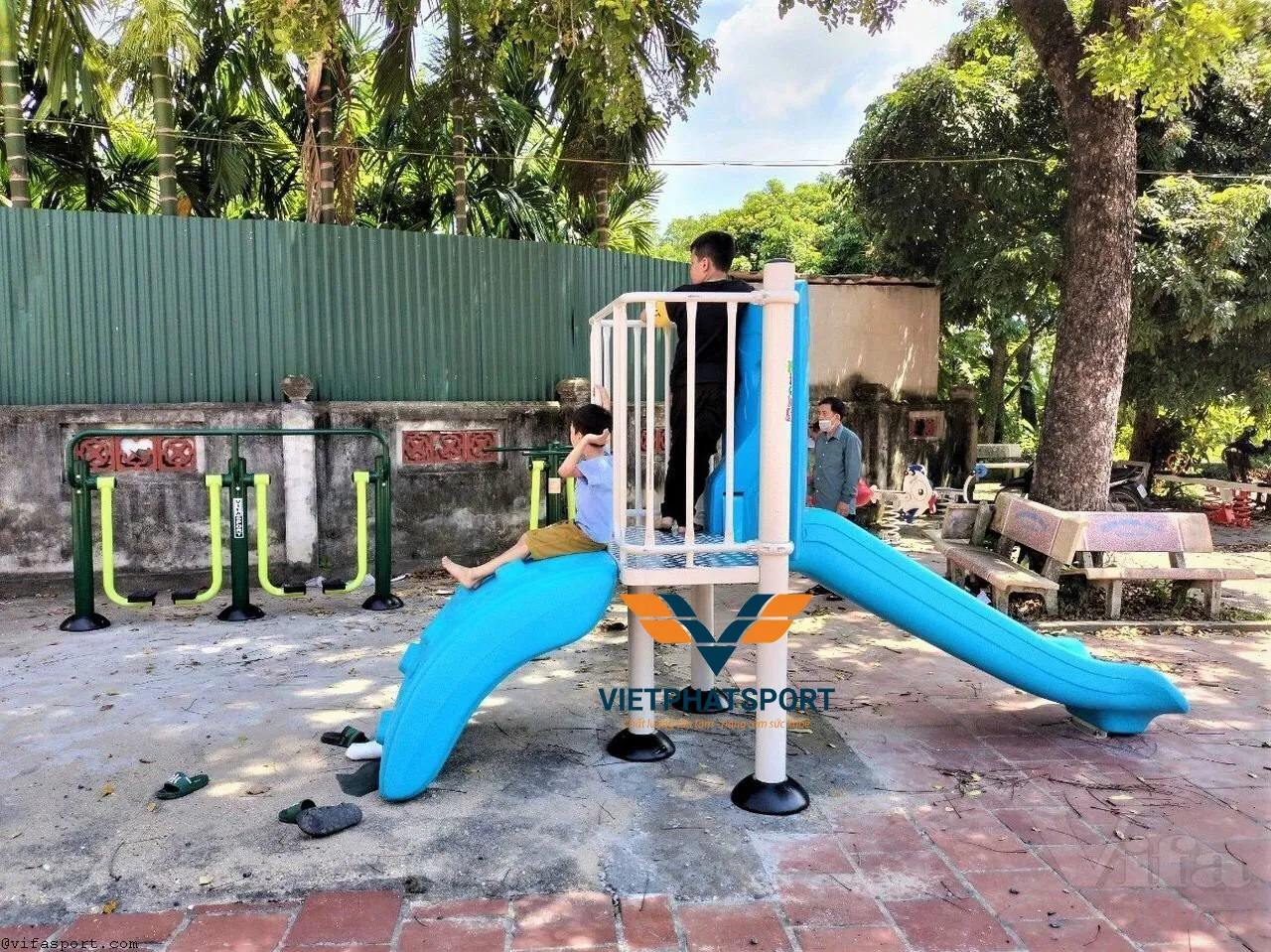 CẦU TUỘT ĐƠN, THANG NHỰA NIK5131A