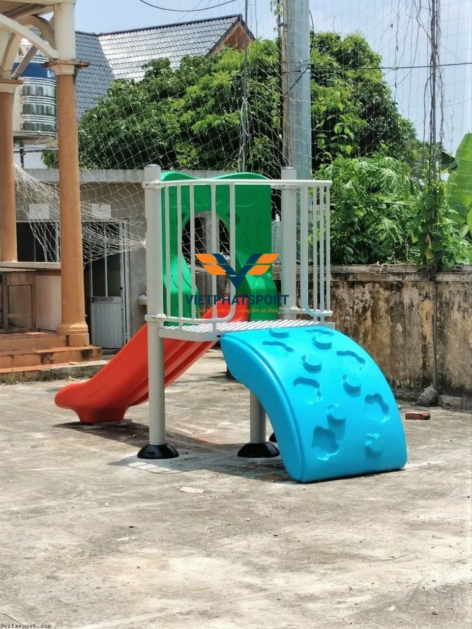 CẦU TUỘT ĐƠN, THANG NHỰA NIK5131A