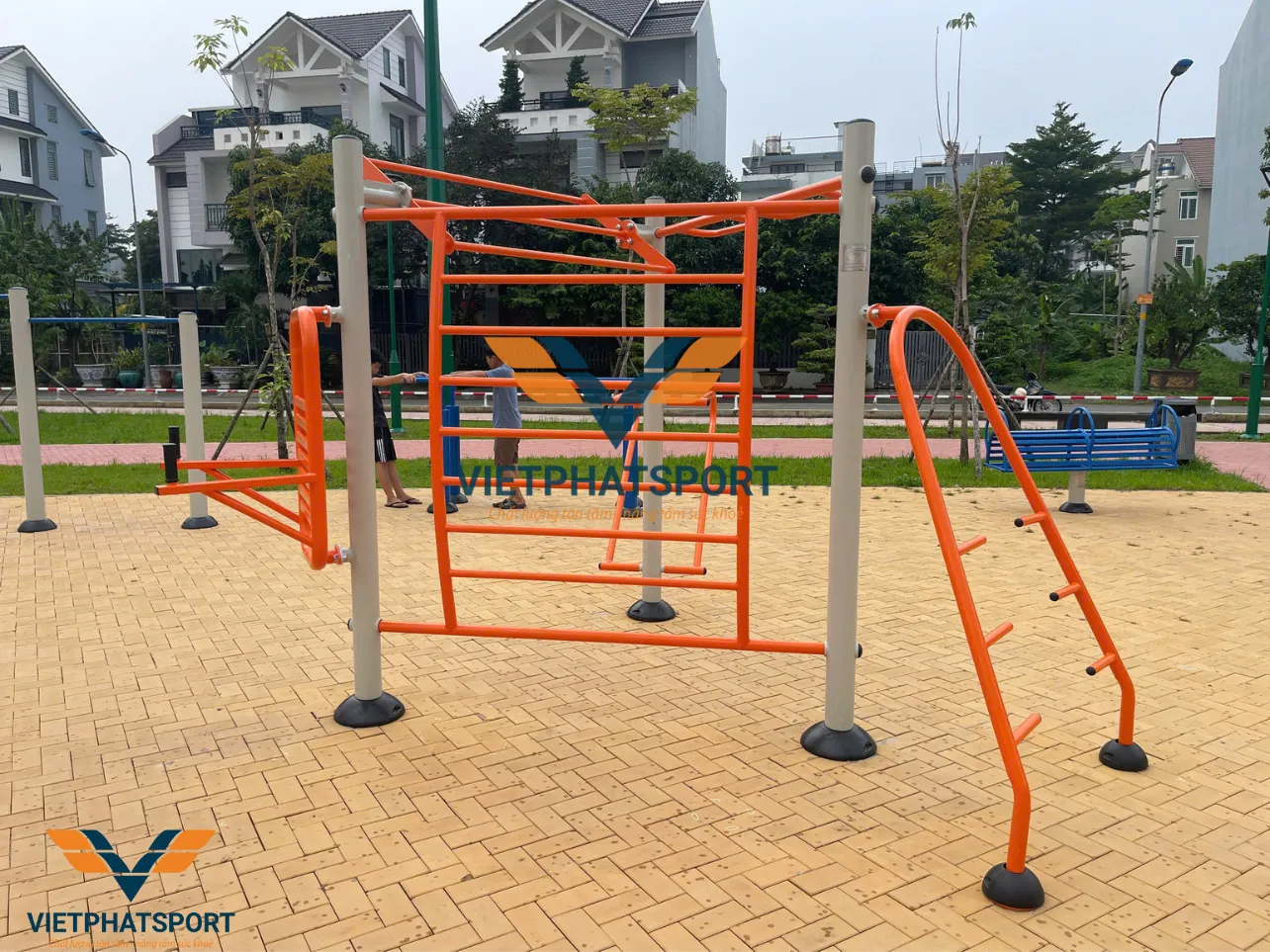 KHUNG VẬN ĐỘNG 3 MẶT NIK731147-2