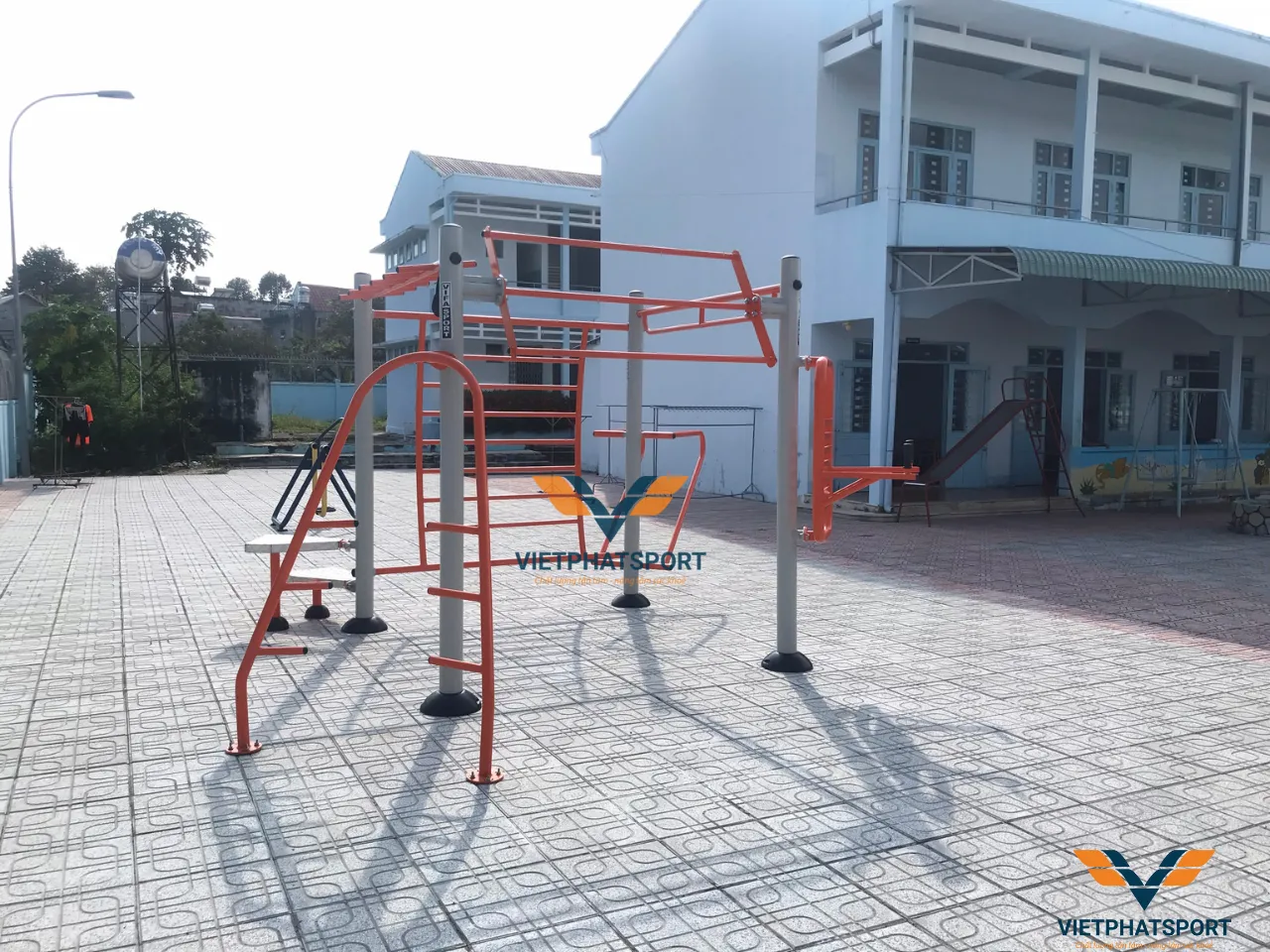 KHUNG VẬN ĐỘNG 4 MẶT NIK-731147-1