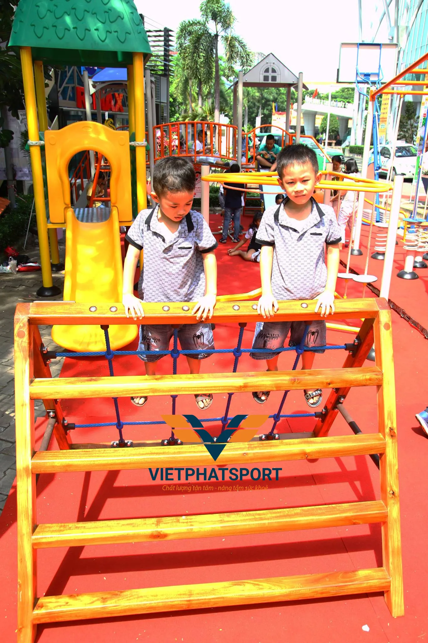 THANG LƯỚI KHUNG GỖ NIK731009-5