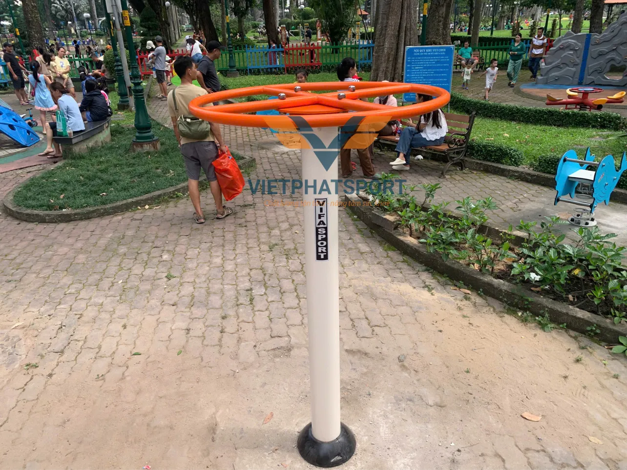 TRỤ ĐU XOAY NIK731427