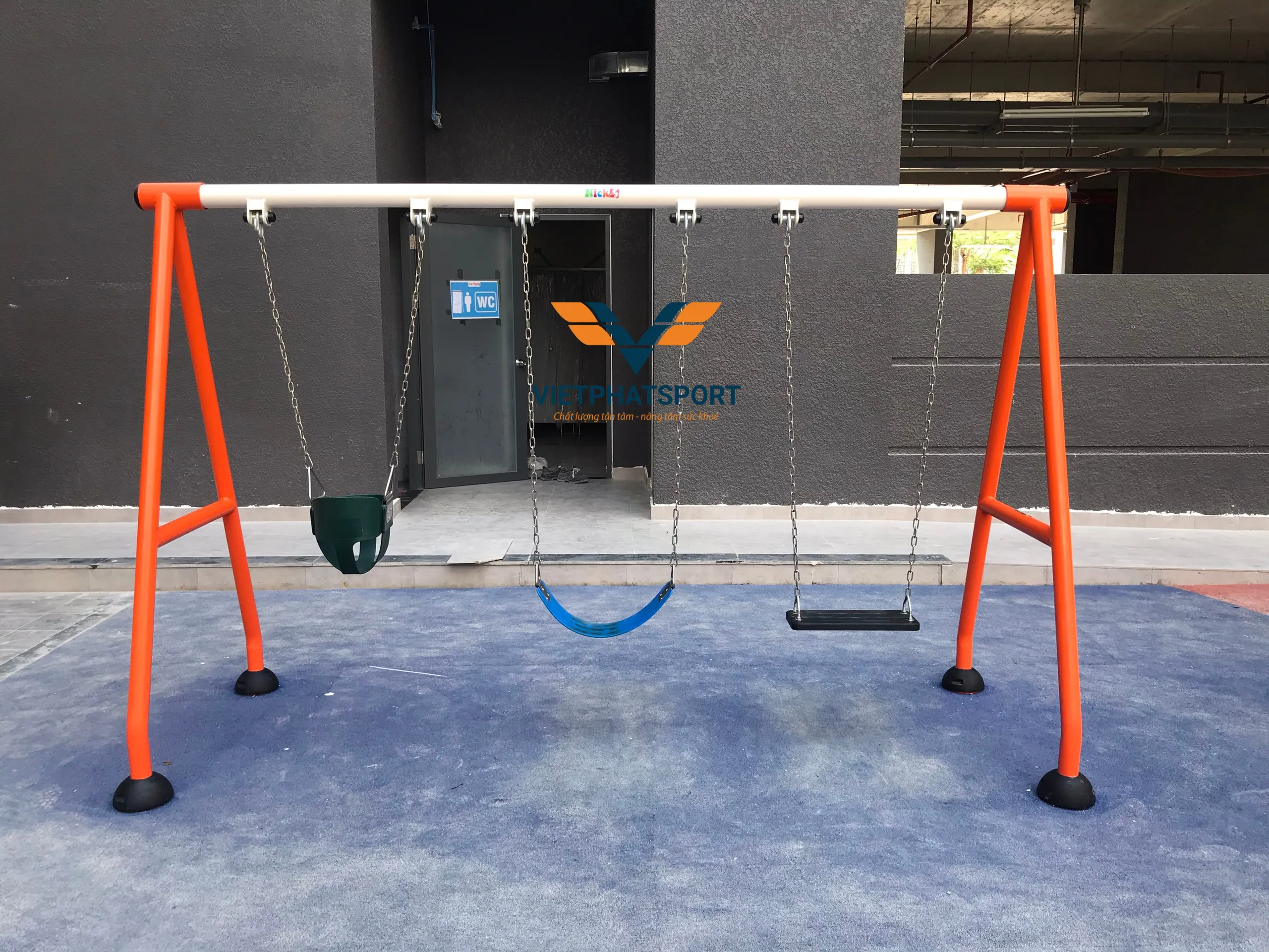 Xích đu 3 ghế NIK734447-N lắp đặt tại DA Khang Điền Premier