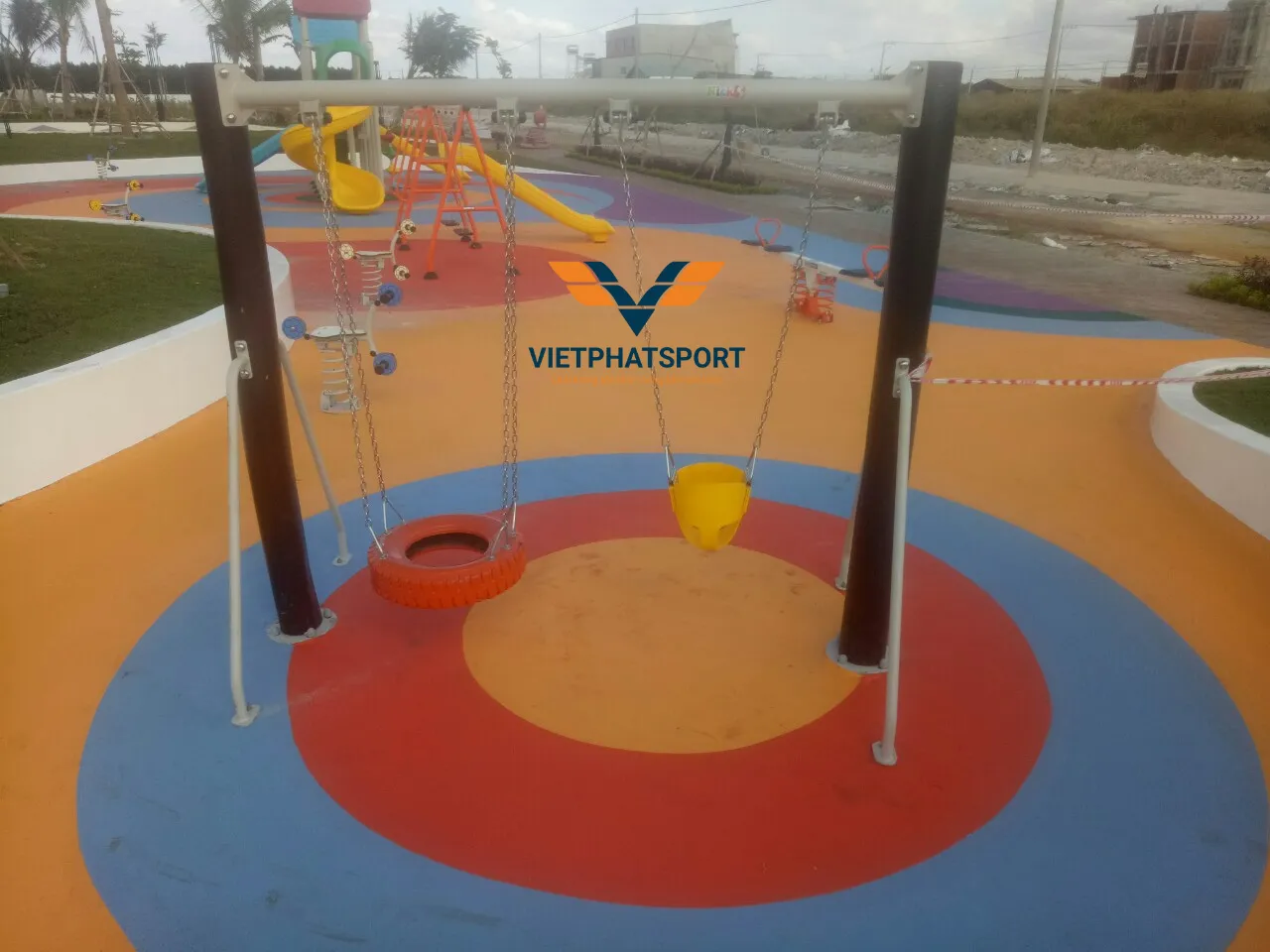 XÍCH ĐU TRỤ GỖ NIK734447-4