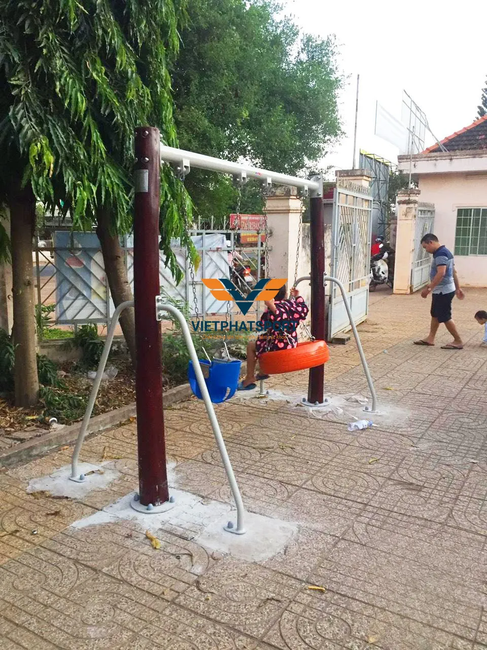 XÍCH ĐU TRỤ GỖ NIK734447-4