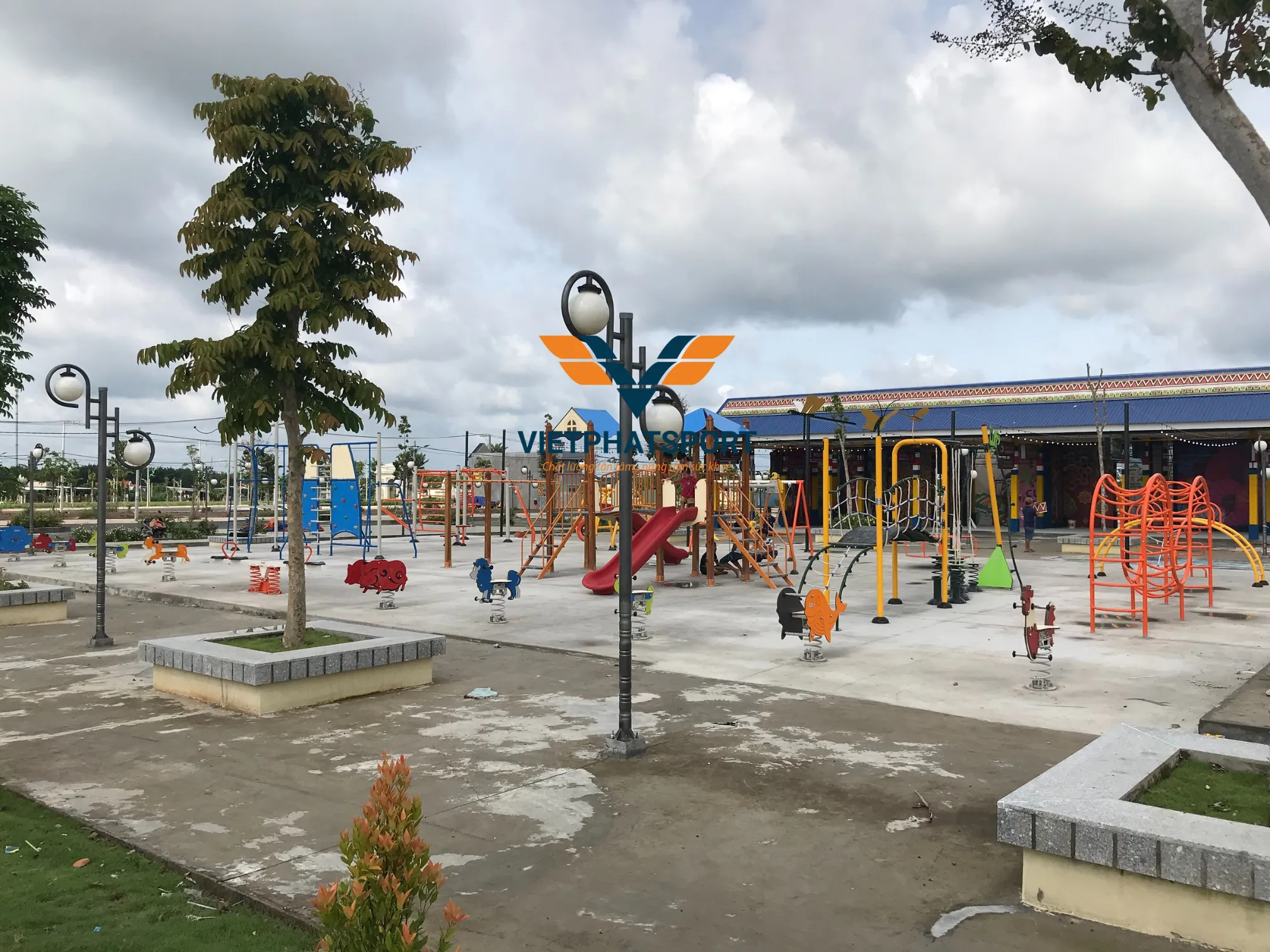 THÚ NHÚN 2 TẤM CON BƯỚM NIK731513-BU