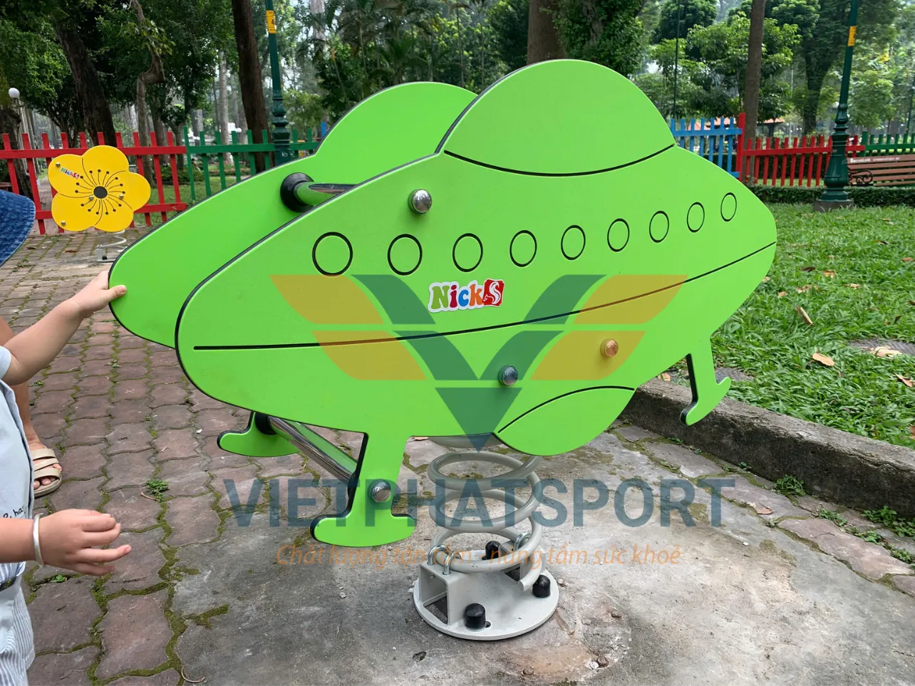 THÚ NHÚN 2 TẤM ĐĨA BAY NIK731513-UFO