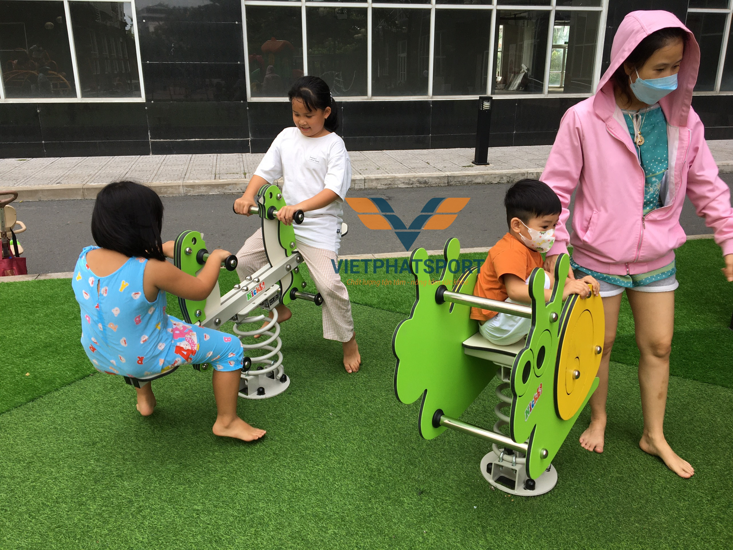 THÚ NHÚN 2 TẤM ỐC SÊN NIK731513-SN