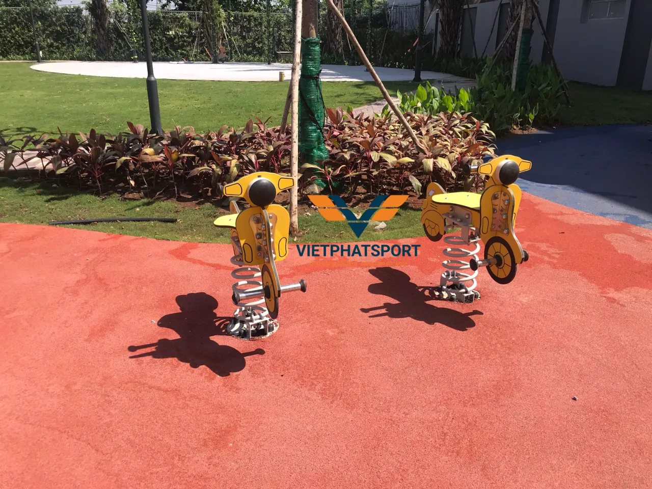 THÚ NHÚN 3 TẤM XE MÁY NIK731512-B