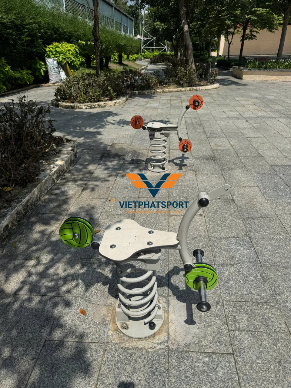 THÚ NHÚN THÉP ỐNG NIK731510F