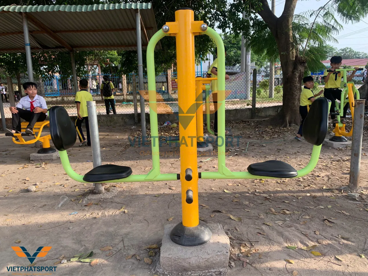 Dụng Cụ Đạp Chân Ngoài Trời Cho Sinh Hoạt Hằng Ngày