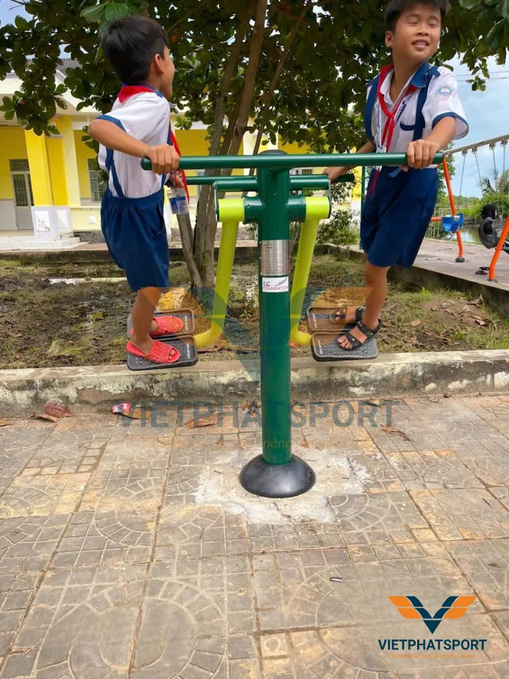 Dụng Cụ Lưng Eo Dùng Cho Sinh Hoạt Công Cộng