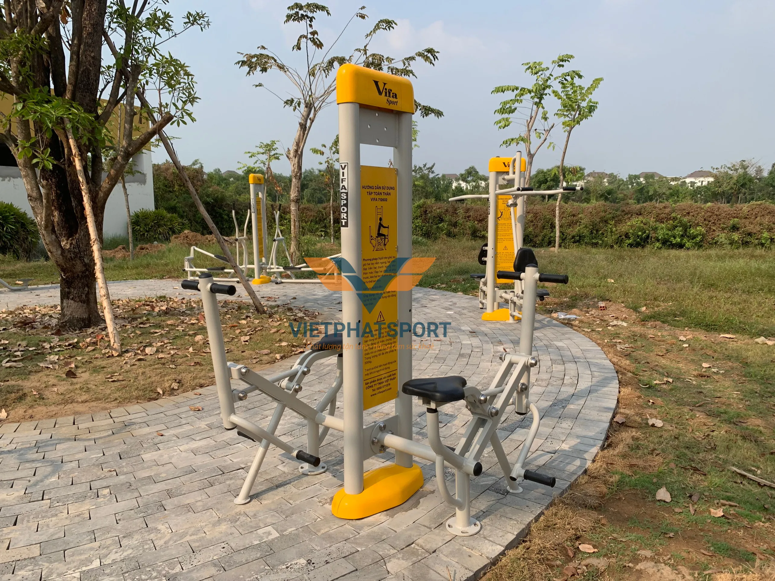 Dụng Cụ Tập Toàn Thân Ngoài Trời Dễ Sử Dụng