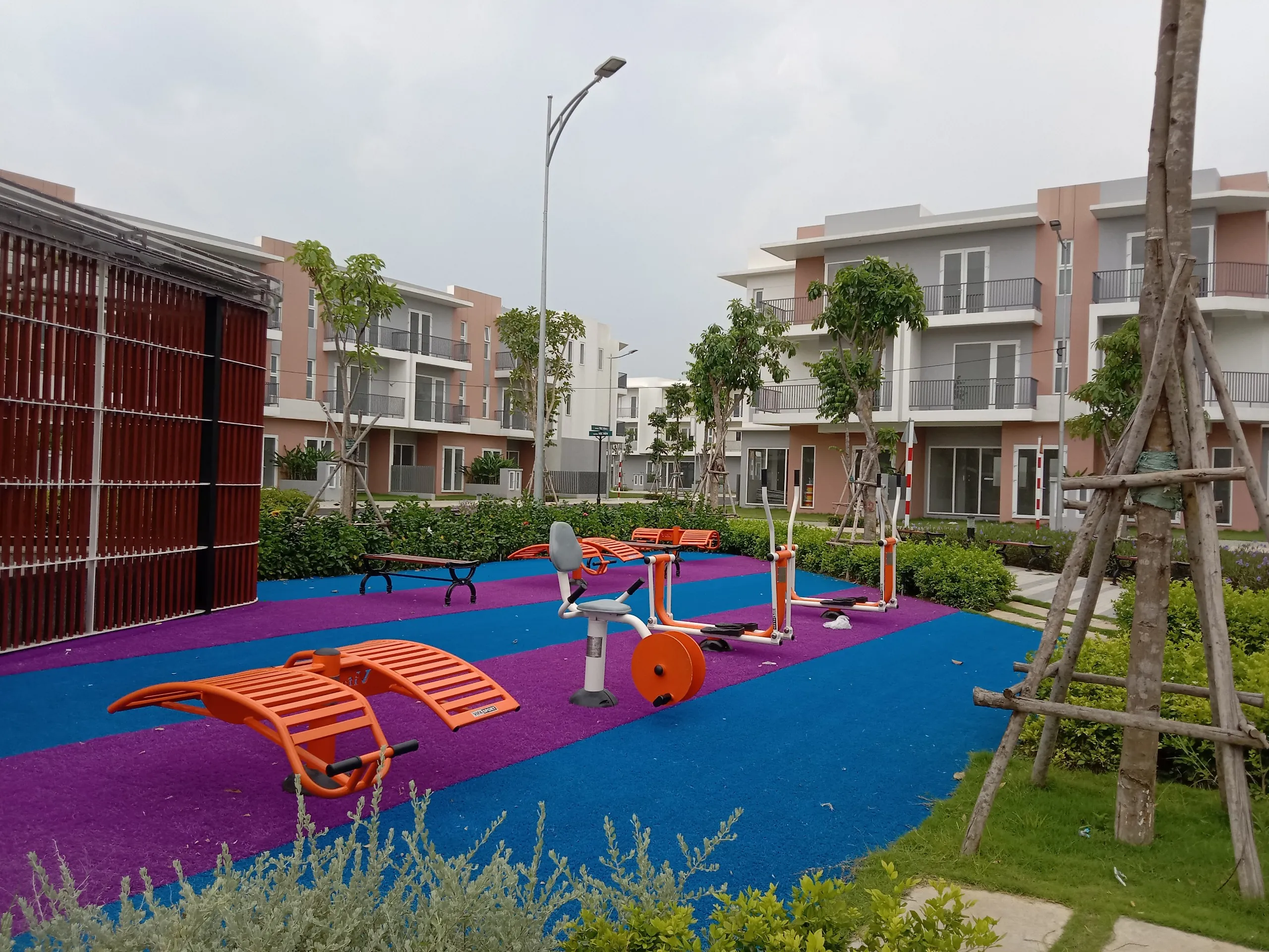 Dụng cụ thể thao ngoài trời Bình Dương