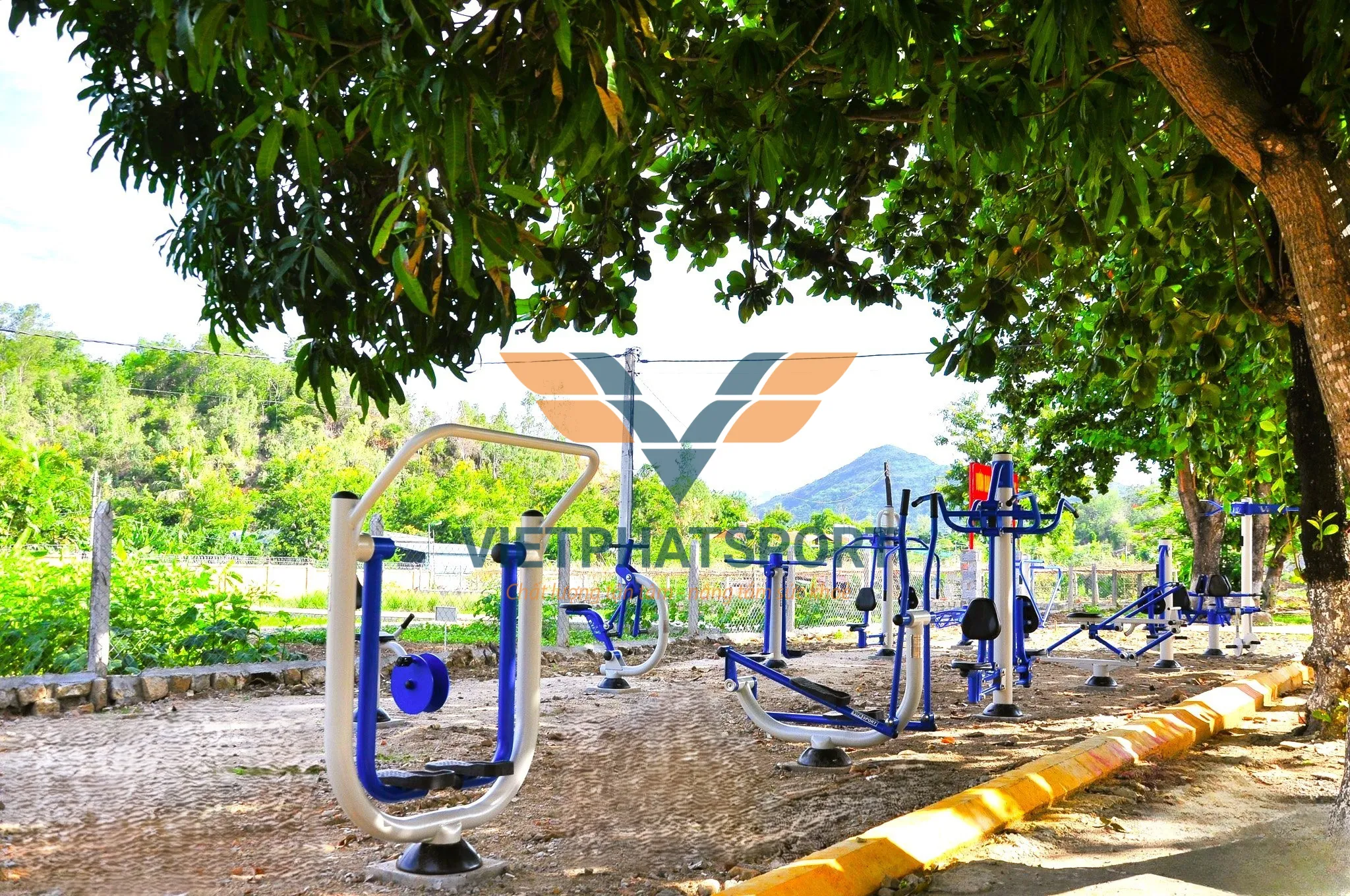 Dụng cụ thể thao ngoài trời Bình Phước