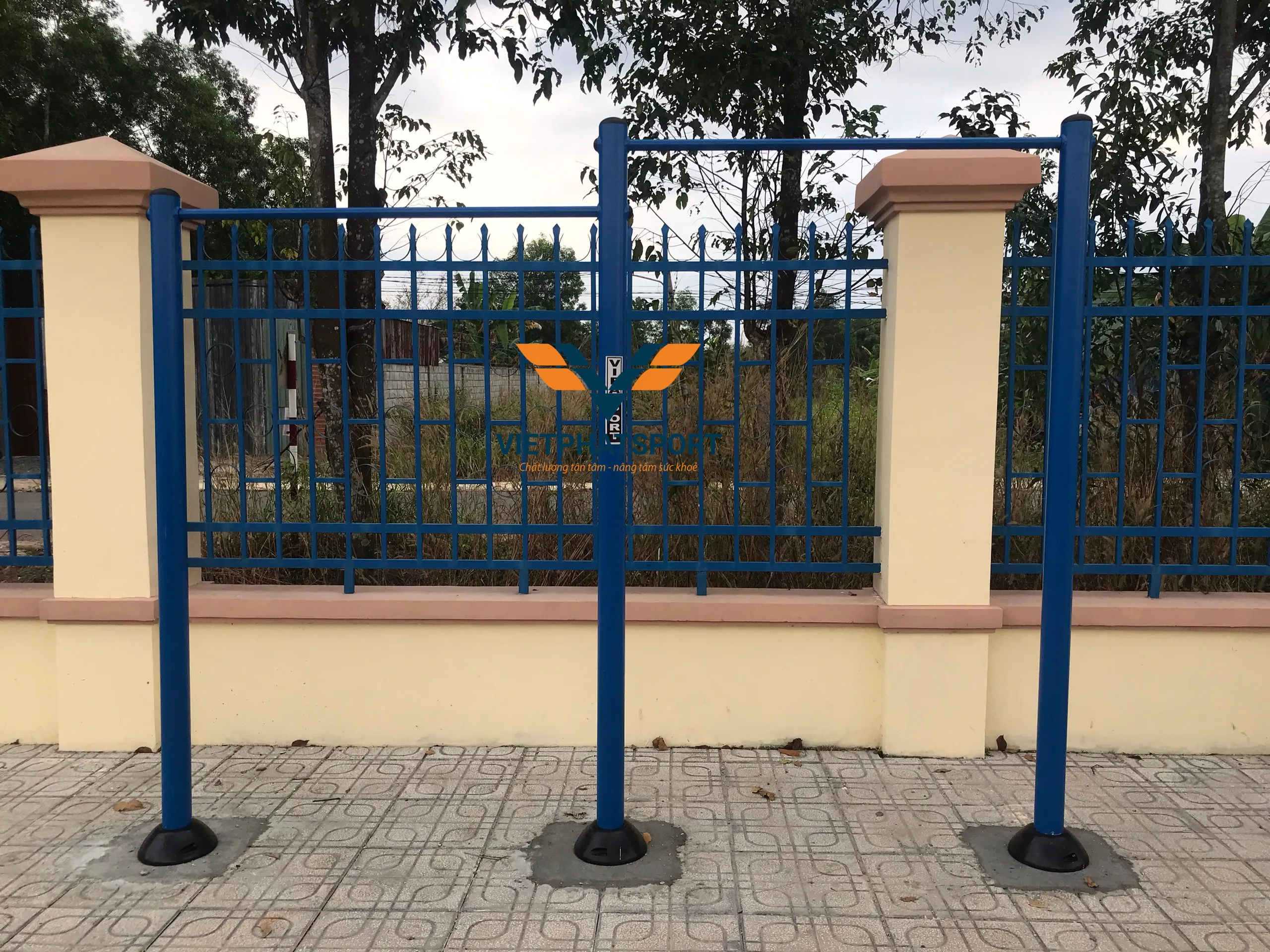 Dụng Cụ Xà Đơn 2 Bậc Cho Hoạt Động Ngoài Trời