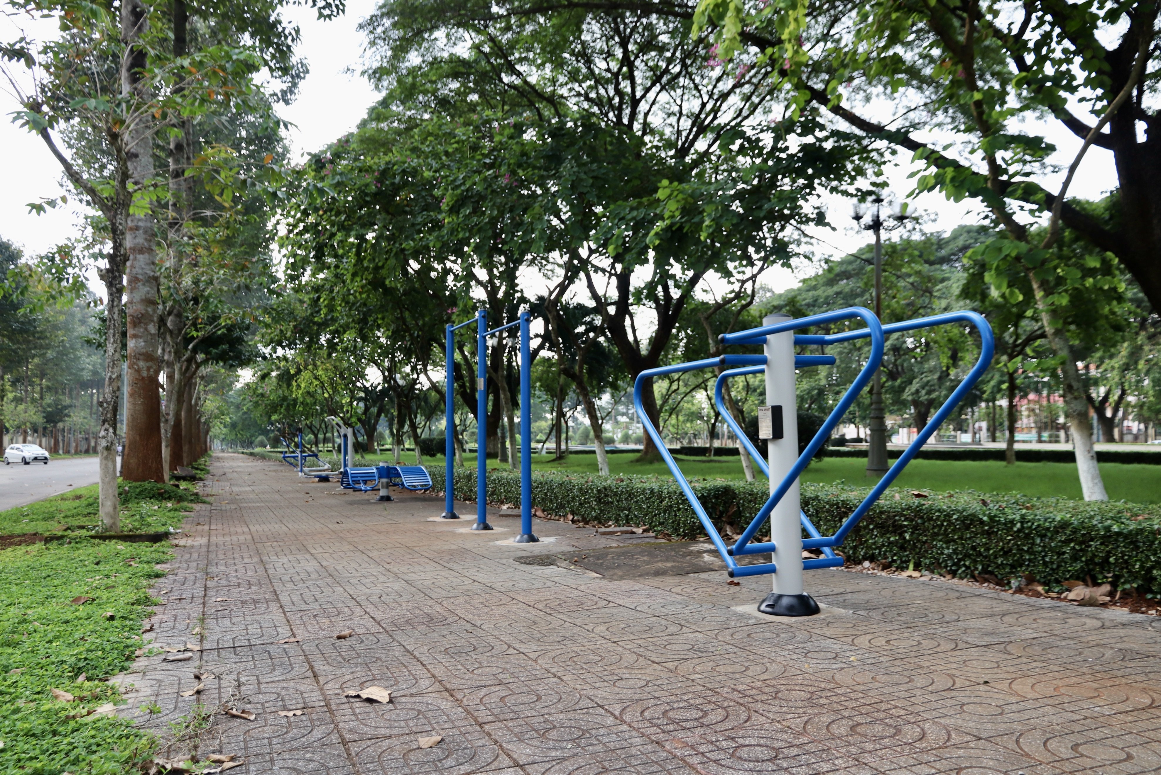 Dụng Cụ Xà Kép Tập Luyện Ngoài Trời