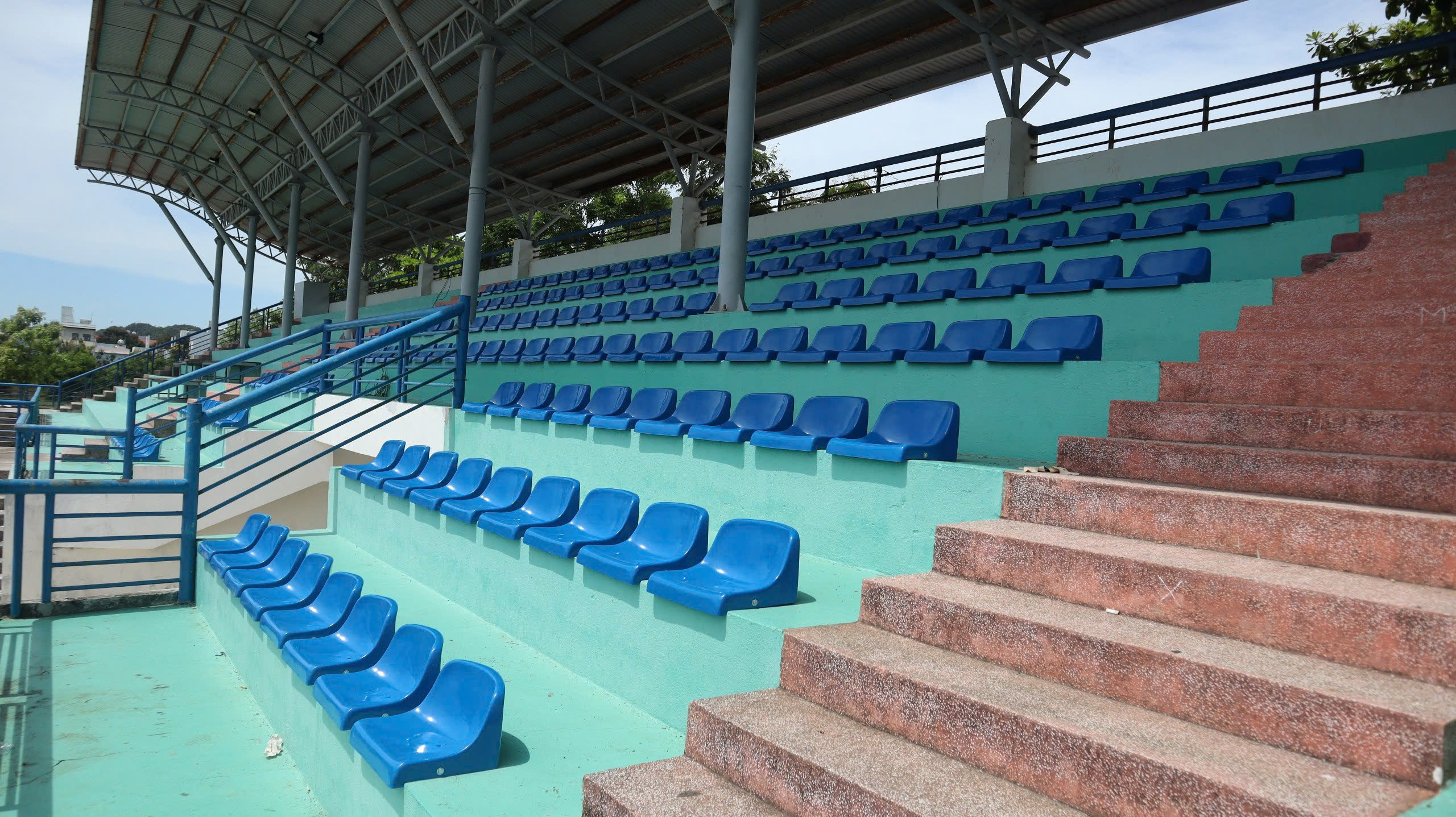 Lý do Đồng Tháp nên chọn Việt Phát Sport để lắp ghế khán đài