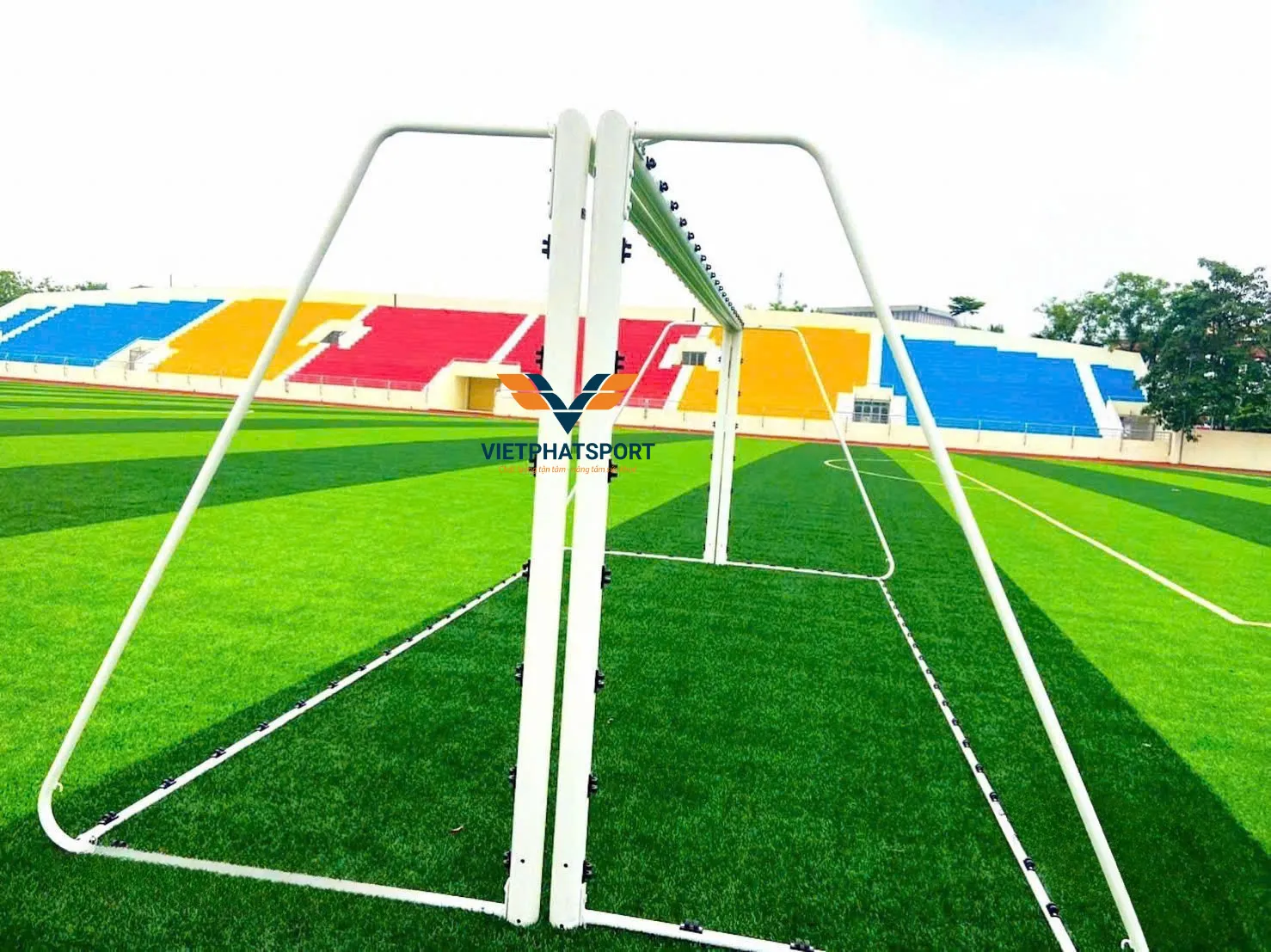 Những ưu điểm vượt trội khi lắp đặt khung thành bóng đá 11 người