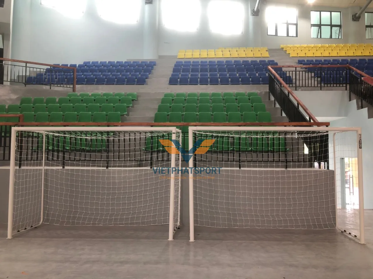 Tổng hợp các dòng khung thành bóng đá trường học phổ biến nhất