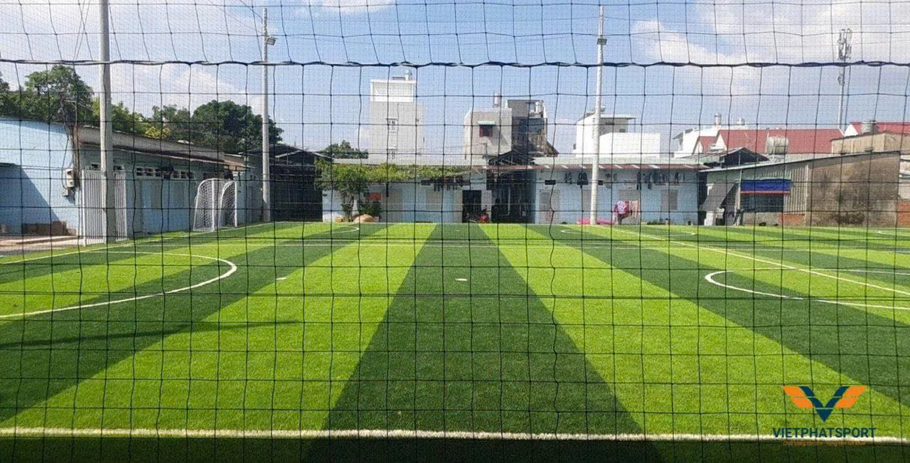 Bí quyết để chọn mua lưới rào sân bóng đạt chuẩn an toàn