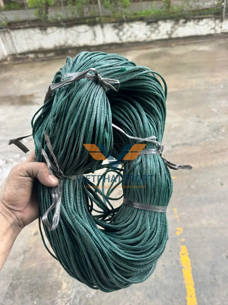 Tổng hợp các dòng lưới rào sân bóng bán chạy nhất hiện nay