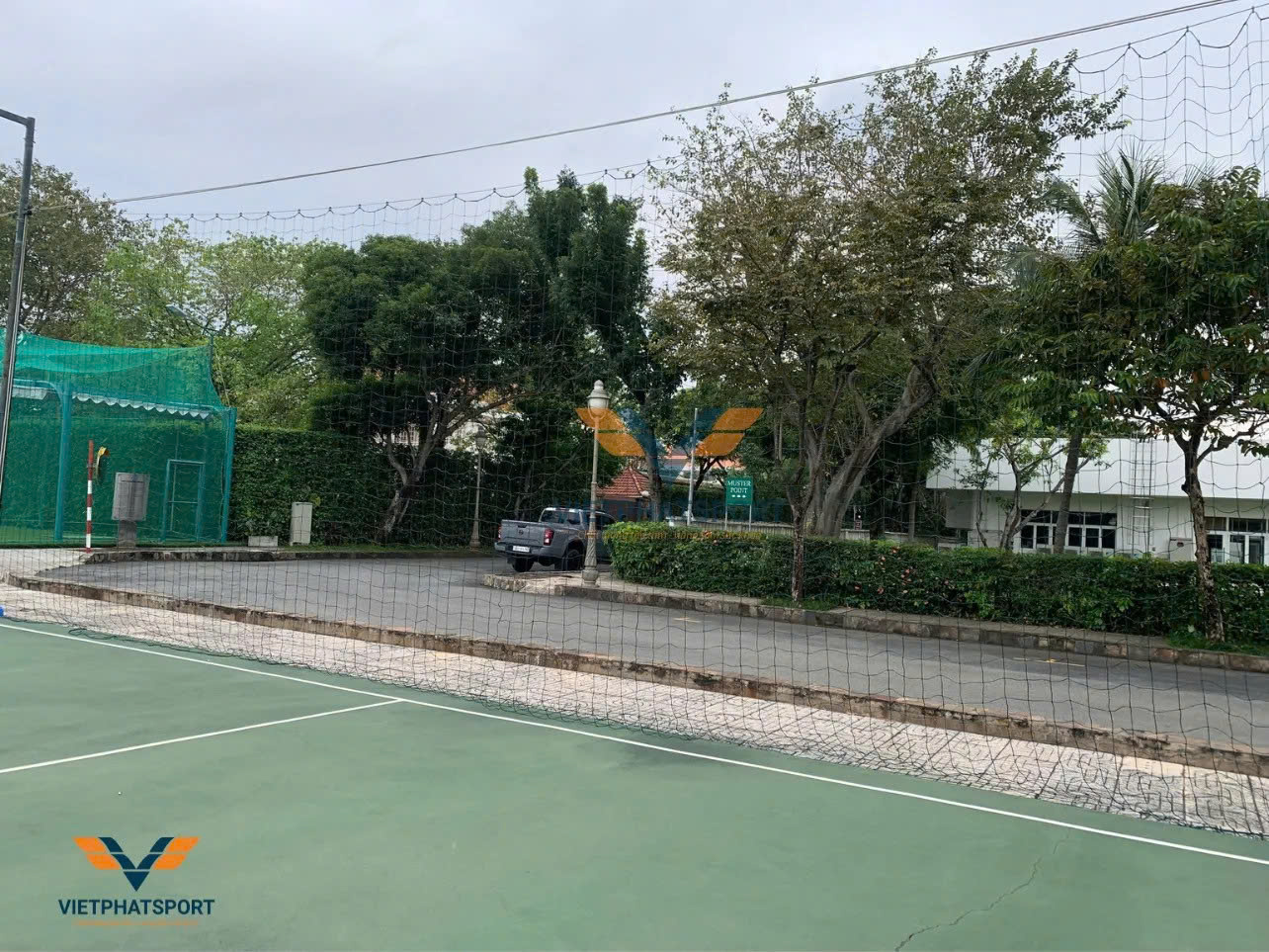 Bí quyết chọn mua lưới rào sân bóng chuẩn chất lượng