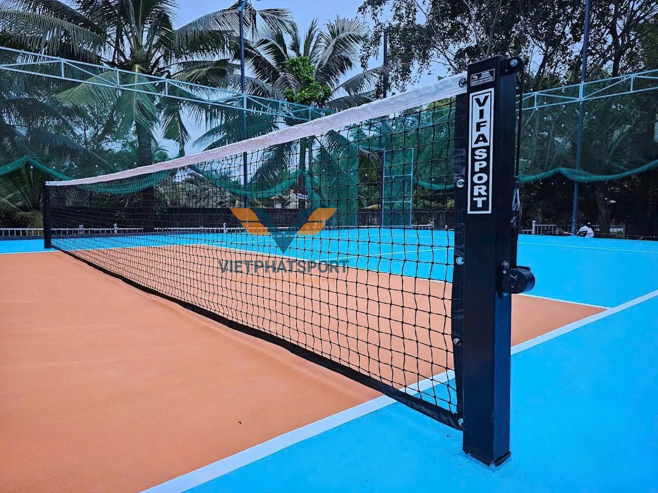 Mẹo kiểm tra để mua đúng trụ lưới Pickleball đạt chuẩn