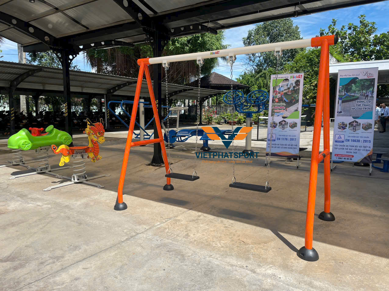 XÍCH ĐU 2 GHẾ NIK734449-2