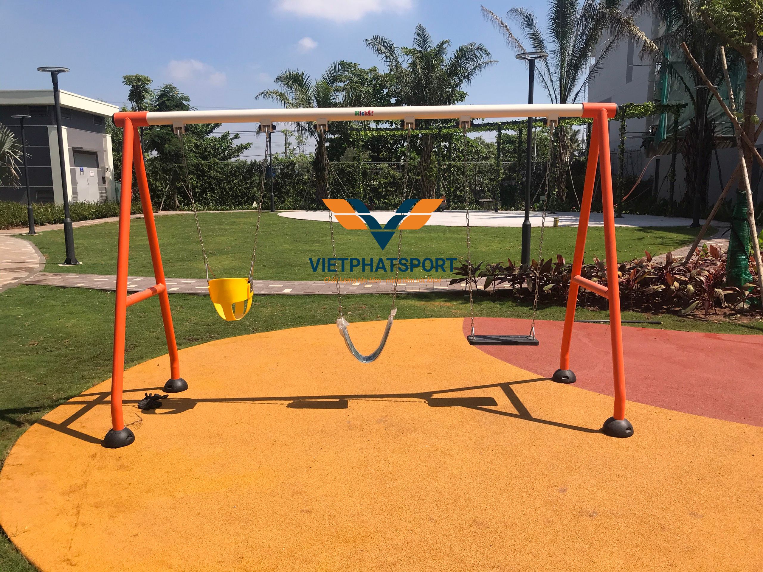 XÍCH ĐU 3 GHẾ NIK734447-N