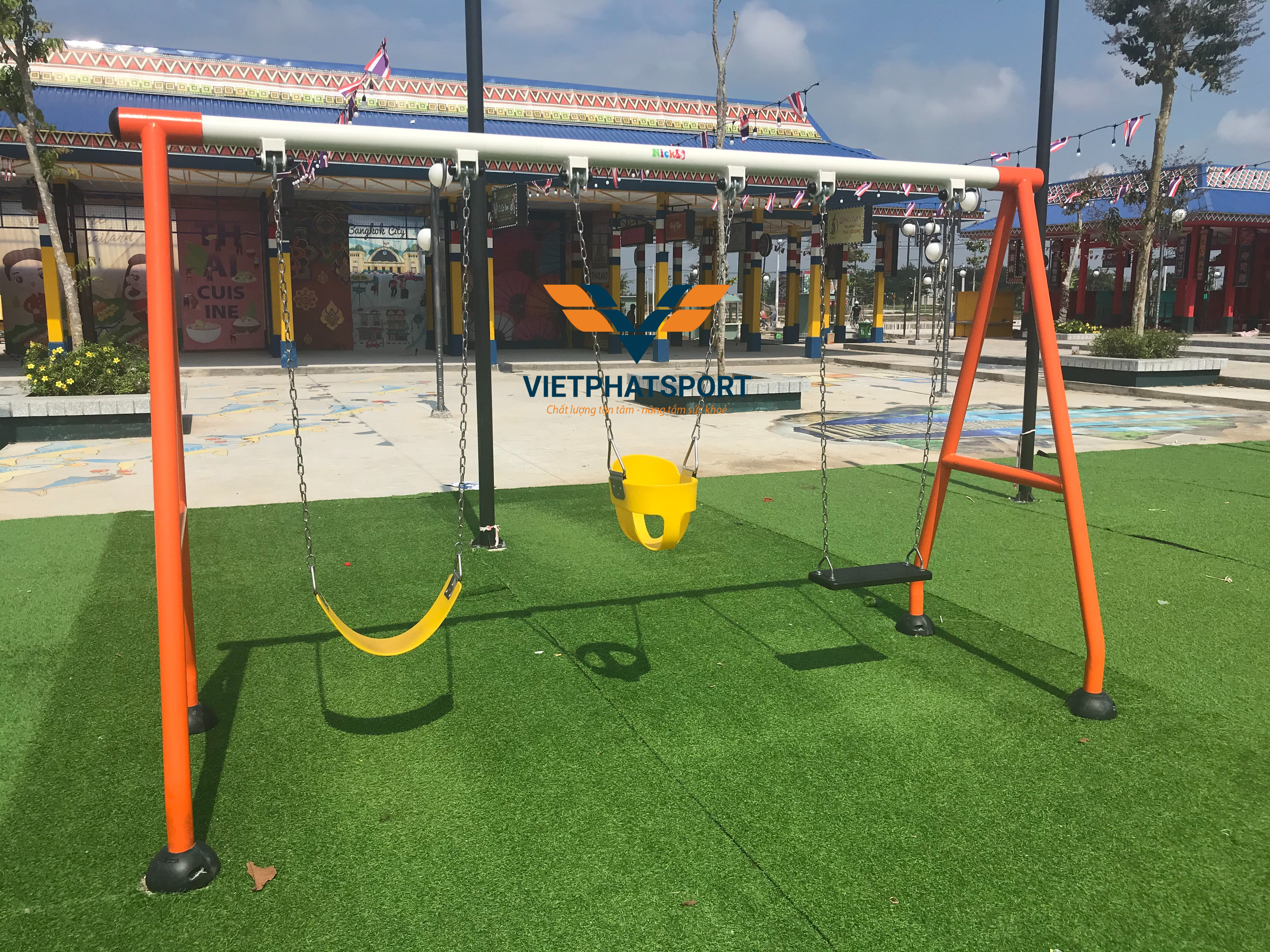 XÍCH ĐU 3 GHẾ NIK734447-N