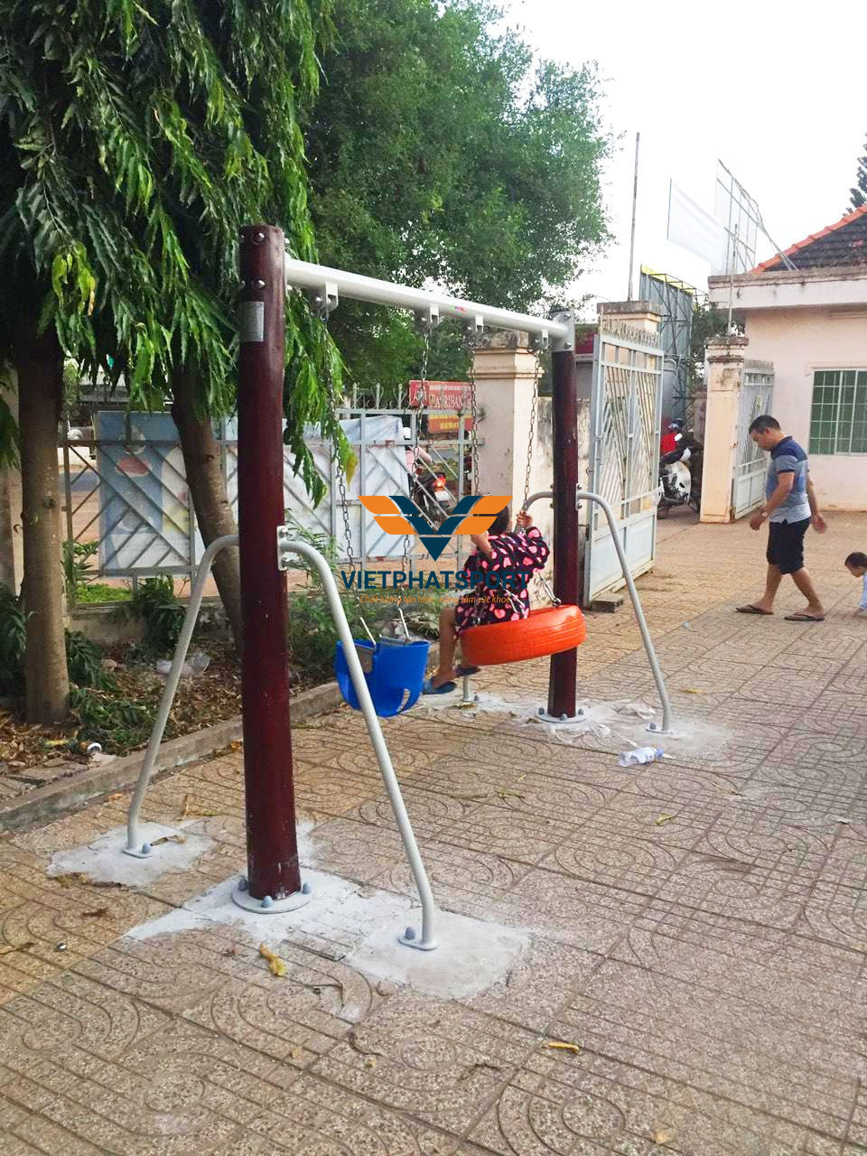 XÍCH ĐU TRỤ GỖ NIK734447-4